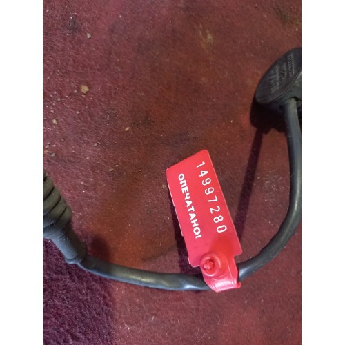 Датчик уровня омывающей жидкости Iveco Stralis (280)-4