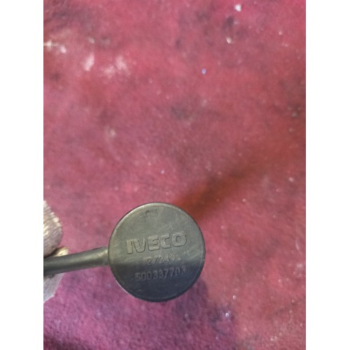 Датчик уровня омывающей жидкости Iveco Stralis (280)-3