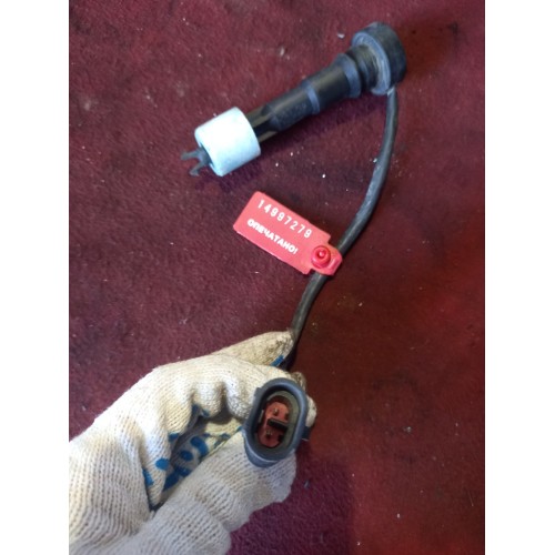 Датчик уровня омывающей жидкости Iveco Stralis (279)-2