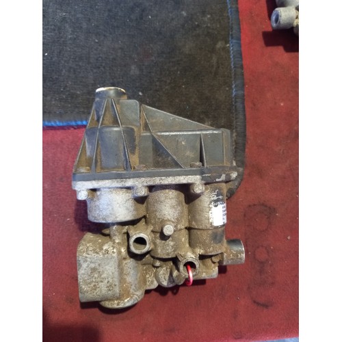 Блок клапанов управления ретардой Scania (186)-2