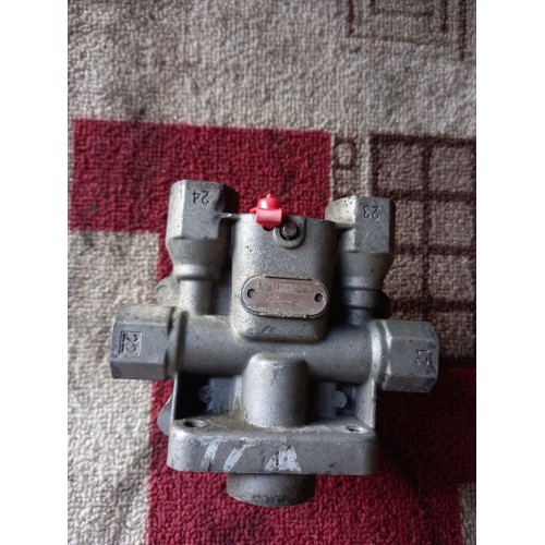 Кран 4-контурный MAN TGX Febi (693)-2