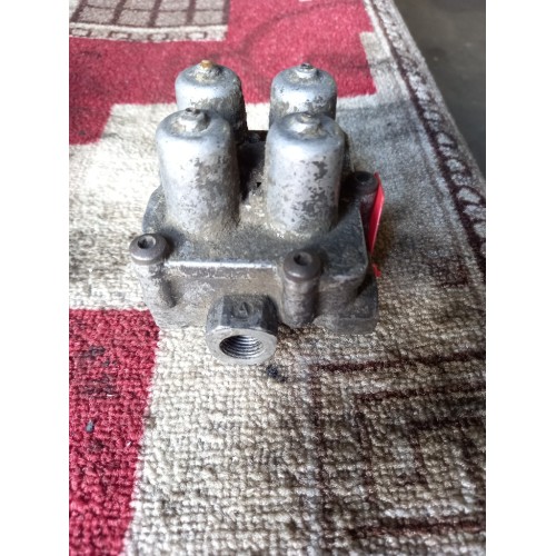 Кран 4-контурный Scania-5 Wabco (688)