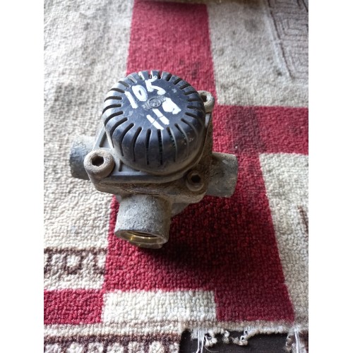 Клапан аварийного растормаживания DAF (657)