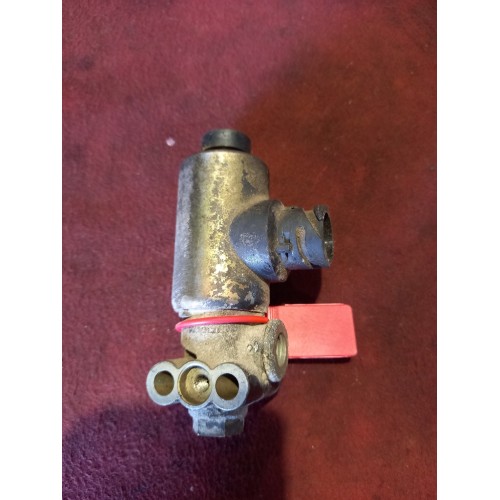 Клапан электромагнитный (соленоид) MAN (638) на 3 контакта