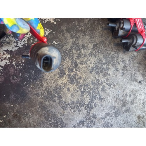 Насос омывателя Iveco (409)-3