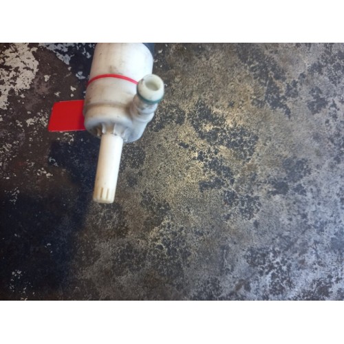 Насос омывателя Iveco (392)-3