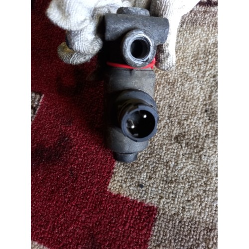 Клапан электромагнитный (соленоид) Iveco (600)-2