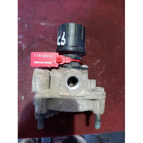 Кран ускорительный Scania 4,5 (550)-1