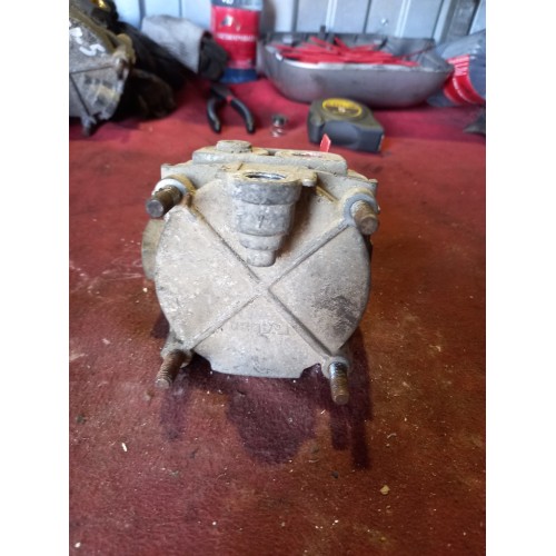 Кран ускорительный Scania 4,5 (546)-2