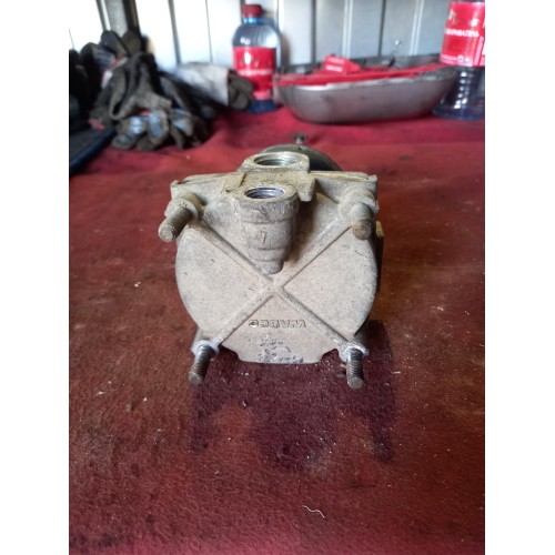 Кран ускорительный Volvo FH-12-13 (533)-2