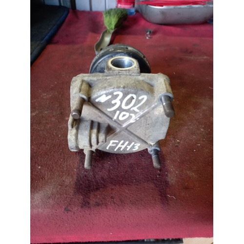 Кран ускорительный Volvo FH-12-13 (531)-2