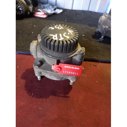 Кран ускорительный Iveco Stralis (521)