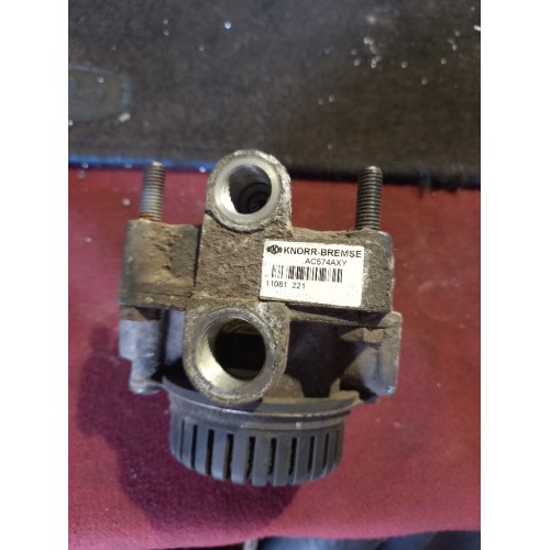 Кран ускорительный Iveco Stralis (521)-2