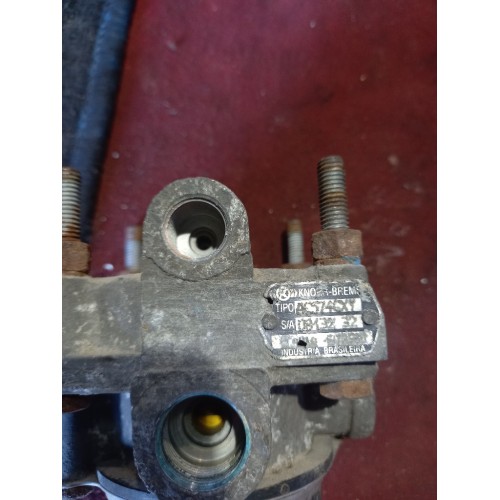 Кран ускорительный Scania (066)-1