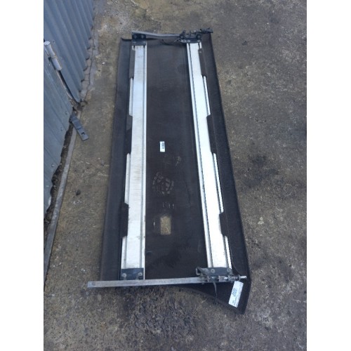 Спойлер Renault TS боковой RH (740)-2