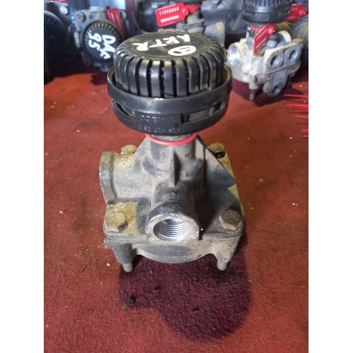 Кран ускорительный Mercedes (808)