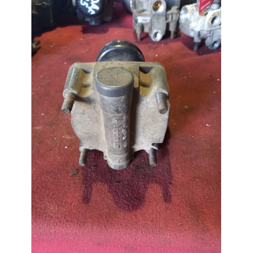 Кран ускорительный Mercedes (808)-1