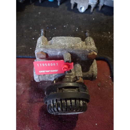 Кран ускорительный Renault (061)-3