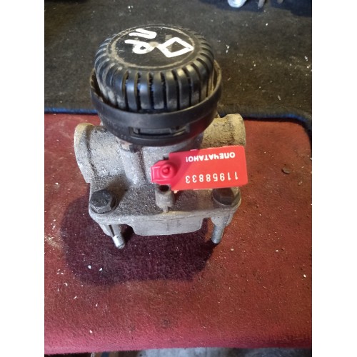 Кран ускорительный Renault (833)