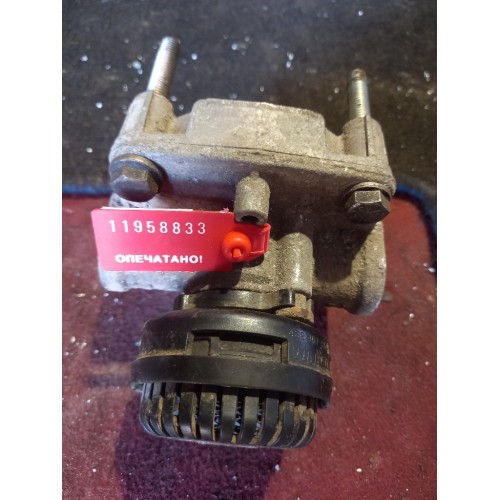 Кран ускорительный Renault (833)-3