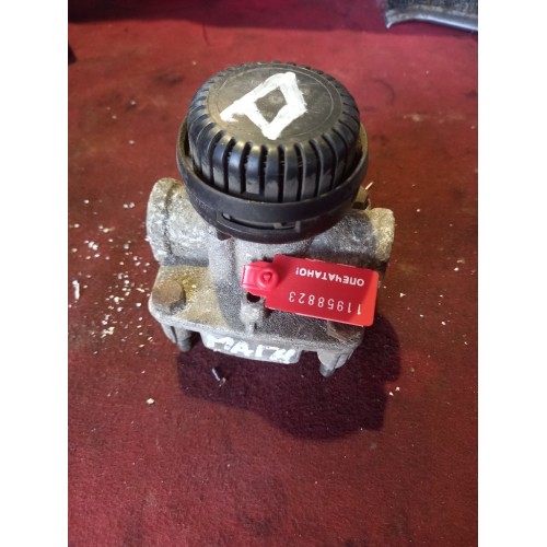 Кран ускорительный Renault (823)