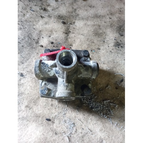 Кран ускорительный Mercedes (798)