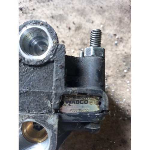 Кран ускорительный Mercedes (800)-3