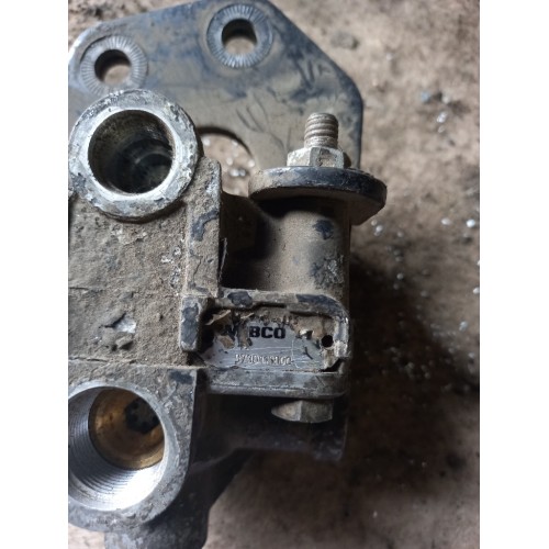 Кран ускорительный Mercedes (792)-2