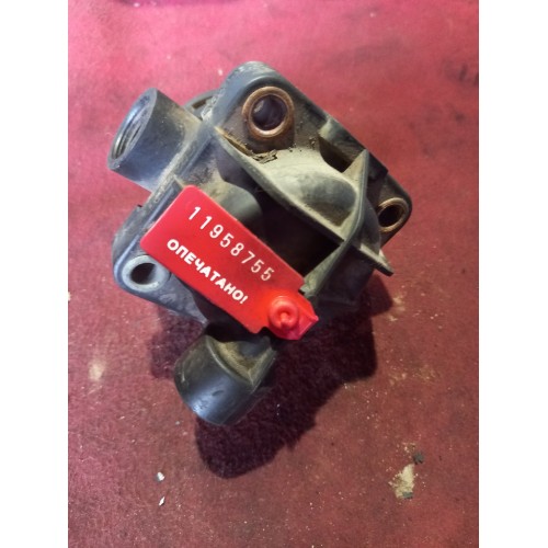 Кран ускорительный MAN/Mercedes (755)-2