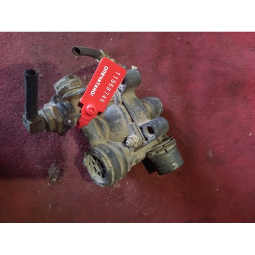 Клапан редукционный Mercedes пневматический (746)-2