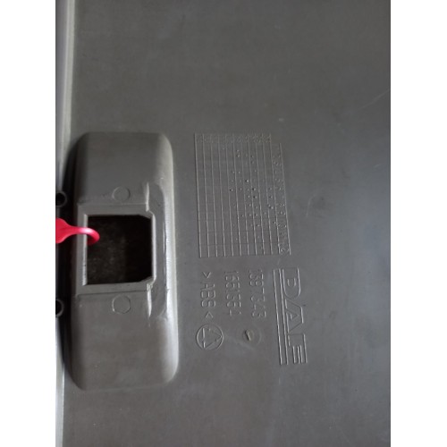 Крышка бардачка DAF XF 105 460 901647 боковая (057)-1