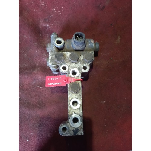 Клапан электромагнитный (соленоид) Iveco stralis в сборе с воздушным распределителем (021)-1