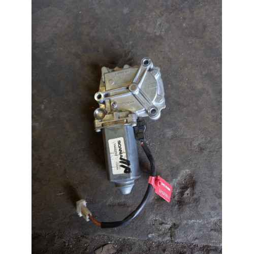 Моторчик стеклоподъемника Scania R420 119157 RH (045)