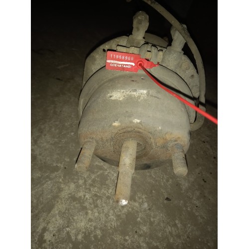Энергоаккумулятор Renault Magnum Mack500 133575 (960)