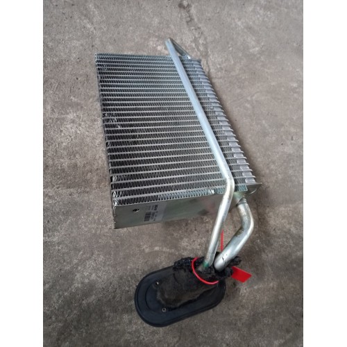 Испаритель кондиционера DAF 105 XF 460 901647 в сборе BEHR (941)-4