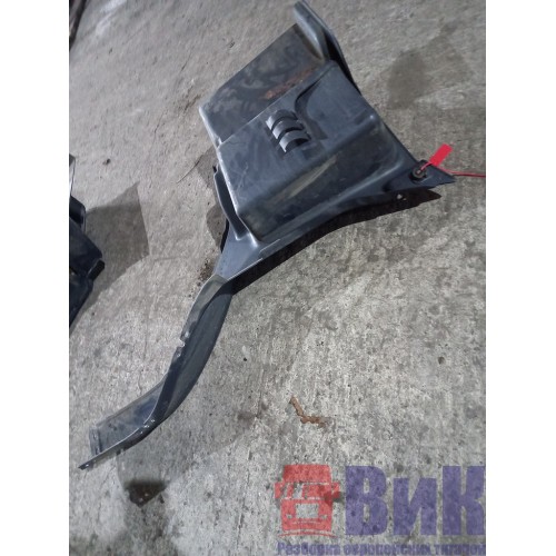 Подножка кабины Volvo Fm 657966 RH (361)-3