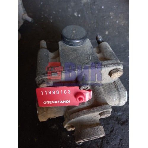 Кран ускорительный Mercedes Axor 792088 (103)-2