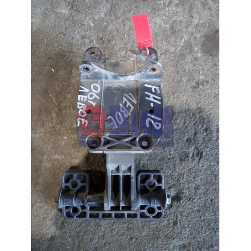 Петля фары Volvo FH 12 LH (317)-2