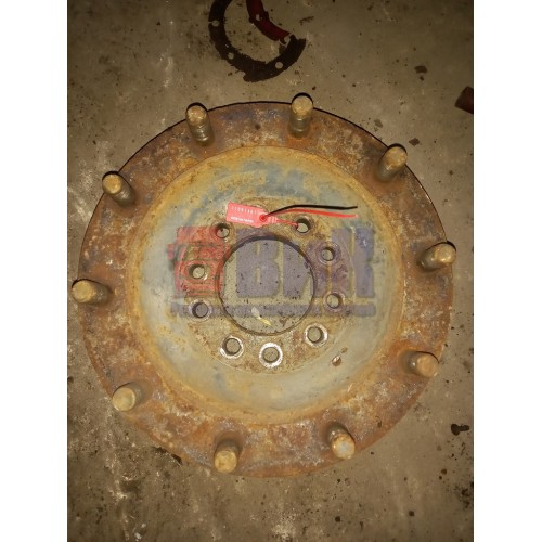 Фланец передней ступицы Renault (487)