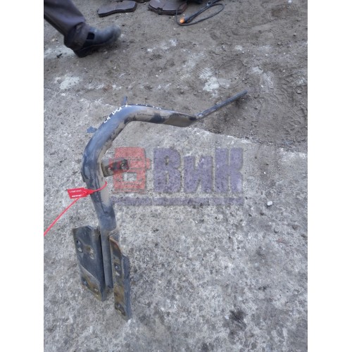 Кронштейн крыла переднего Iveco stralis 380872 верхний передний LH (441)-3