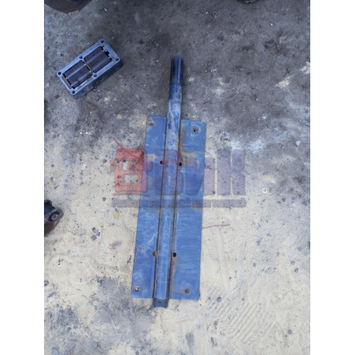 Кронштейн крыла переднего Iveco stralis 380872 нижний RH (447)-1