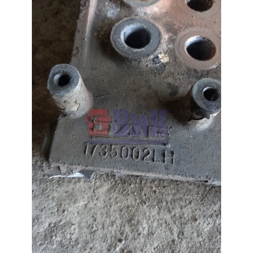 Кронштейн бампера DAF 105 920032 деф. LH (835) -1