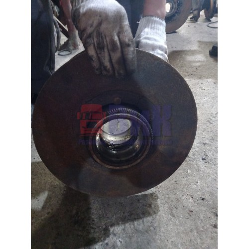 Ступица ленивого моста Volvo/Renault (блок/диск) (402)-2