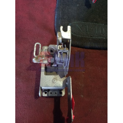 Замок двери Volvo FH-13 RH (522)