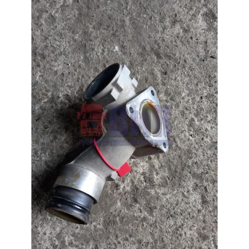 Патрубок водяной DAF 106 (860)-1