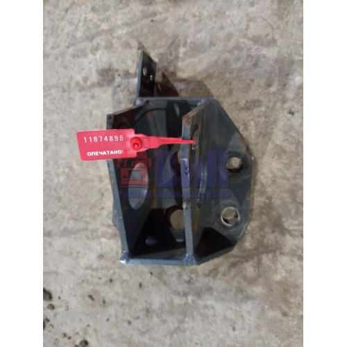 Кронштейн тяги заднего стабилизатора DAF 105 900877 (898) RH