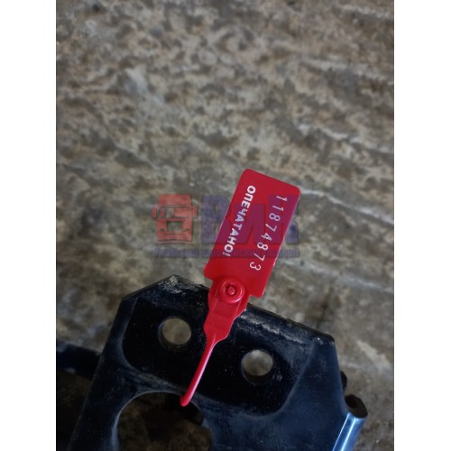 Кронштейн переднего крыла DAF 105 900877 передний RH (873)-1