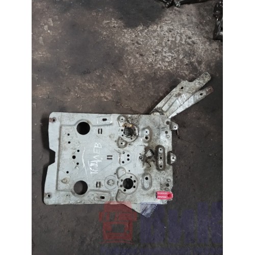 Механизм стеклоподъемника Volvo FH-12-13 LH с деф. (089)-4