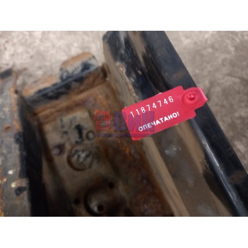 Ящик АКБ DAF 105 901890 в сборе с прижимами (746)-1