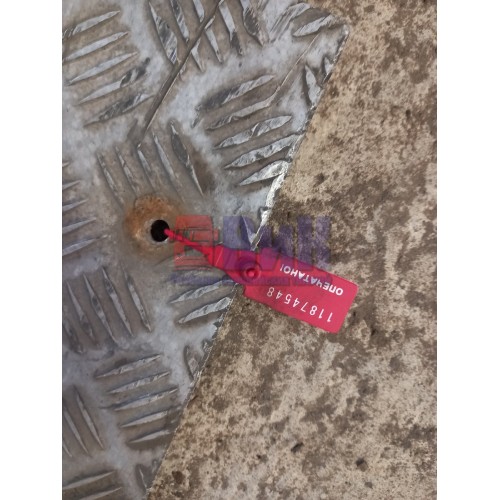 Трапик Volvo FM 657966 над КПП с деф. (548)-1